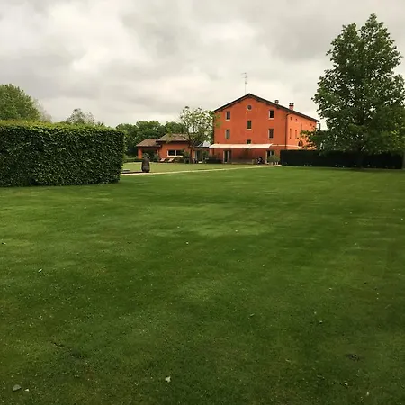 Bed & Breakfast Laquercia Design Suites Carpi